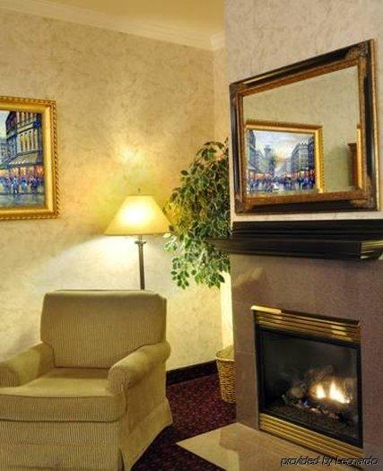 Grass Valley Courtyard Suites Ruang foto