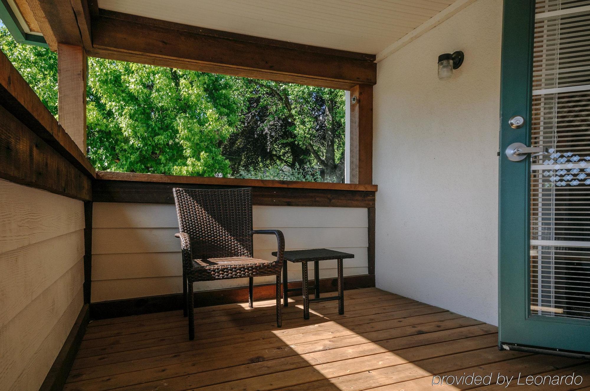 Grass Valley Courtyard Suites Bagian luar foto