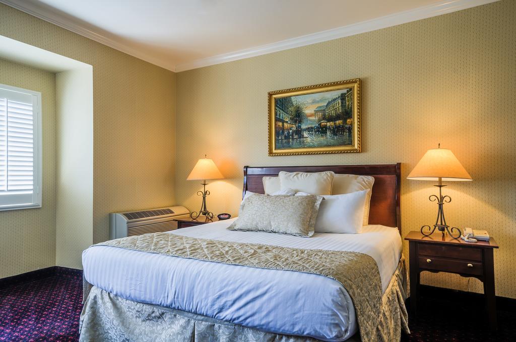 Grass Valley Courtyard Suites Bagian luar foto