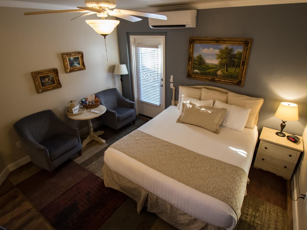 Grass Valley Courtyard Suites Bagian luar foto