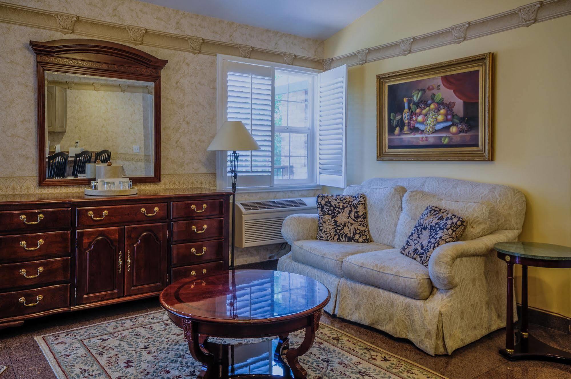Grass Valley Courtyard Suites Bagian luar foto