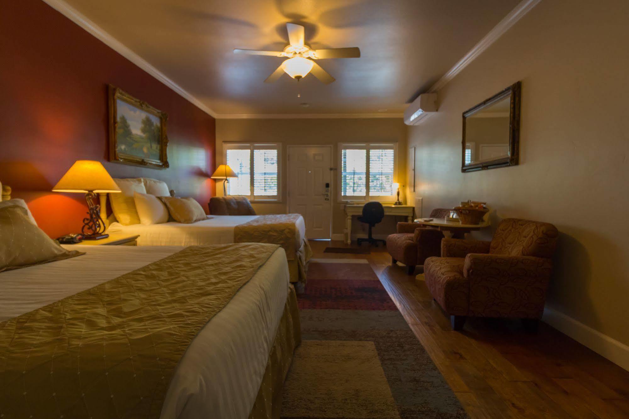 Grass Valley Courtyard Suites Bagian luar foto